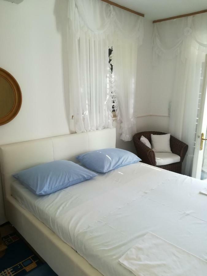 Apartman Renata Novi Vinodolski Exterior foto